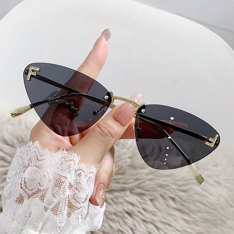 Damen Cat-Eye Sonnenbrille mit luxuriösem Dekor und UV-Schutz Brehn