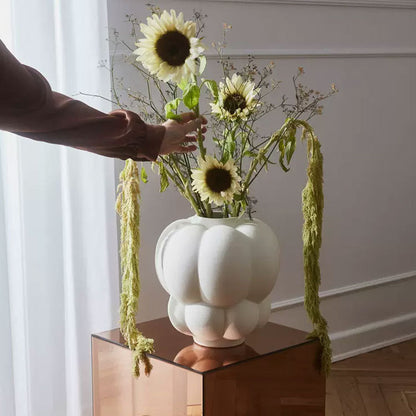 Zeitgenössische Skulpturale Blumenvase