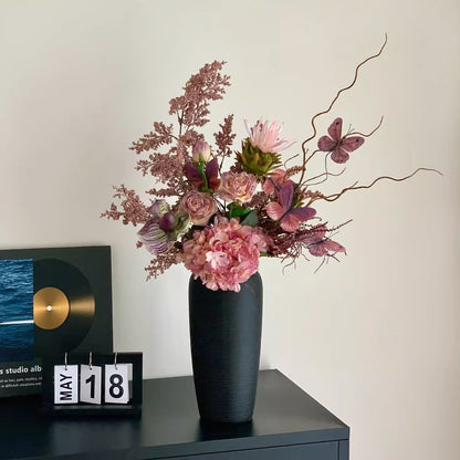 Luxuriöse Blumenarrangement