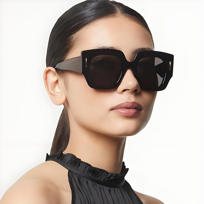 Damen Geometrische Oversized Sonnenbrille mit luxuriösem Akzent Brehn
