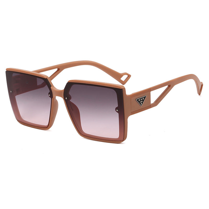 Damen modische quadratische Sonnenbrille mit einzigartiger Rahmenstruktur Brehn