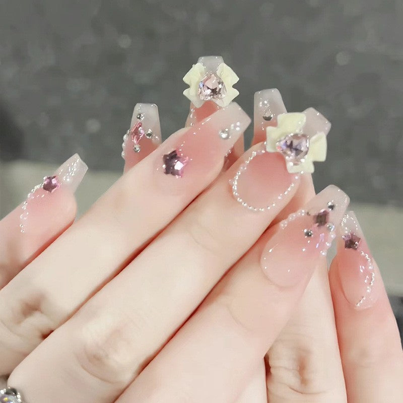 Glitzernde Kunstfingernägel mit Mond- und Sternmotiven Brehn