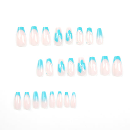 Kunstvolle Nagelkunst mit Ombre- und Blumenverzierungen Brehn