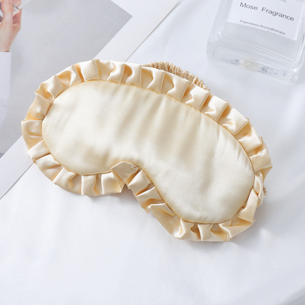 Damen nan seidig-glänzende Augenmaske mit ergonomischer Kontur, volanter Rüschenkante und sanfter Polsterung Brehn