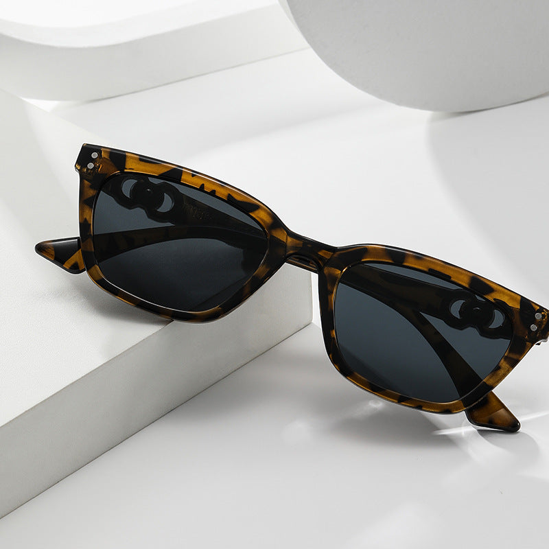 Damen Elegante und modische Sonnenbrille mit dekorativem Metallrahmen Brehn
