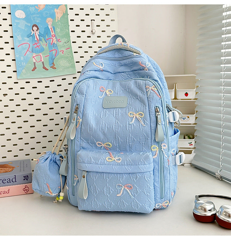 Stylischer gesteppter Rucksack mit mehreren Taschen