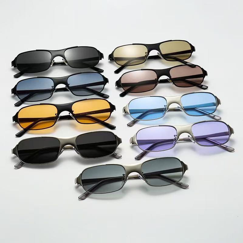 Damen moderne rechteckige Sonnenbrille mit UV-Schutz und komfortablem Gestell Brehn