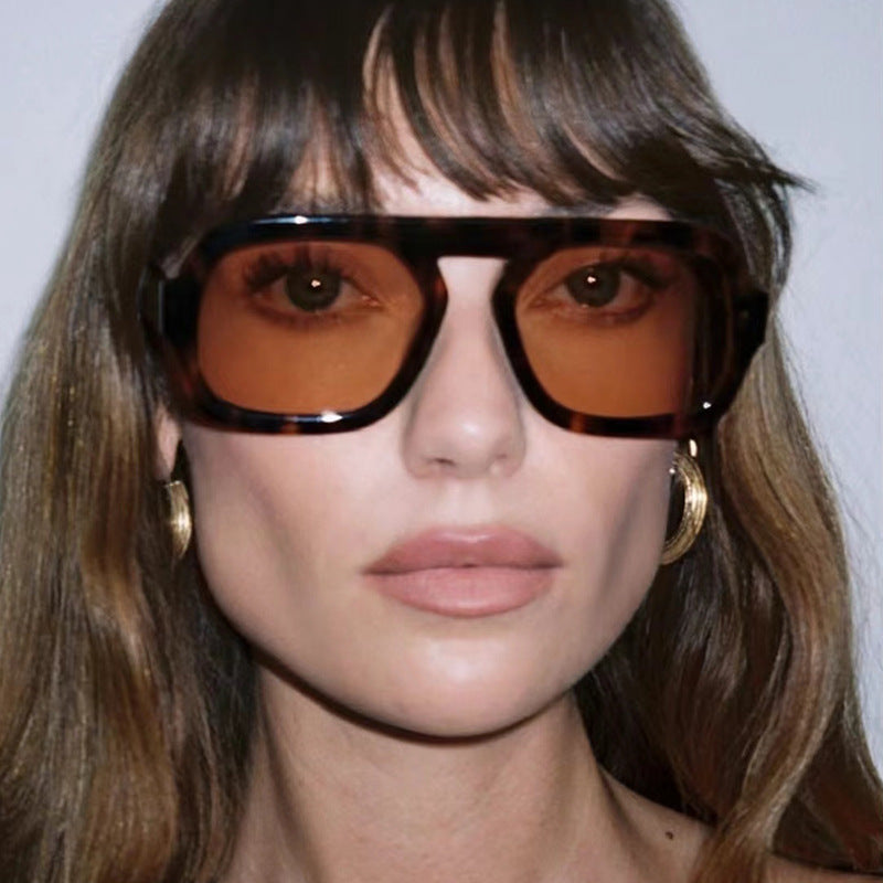 Damen moderne oversized Sonnenbrille im kantigen Design Brehn