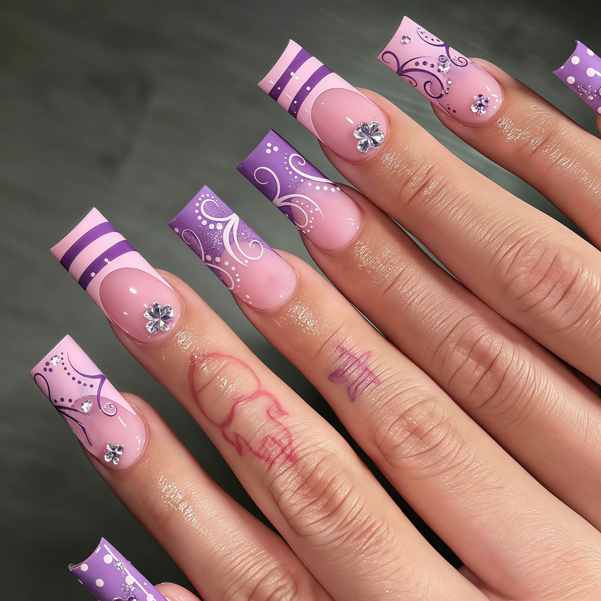 Dekorative Lange Acryl-Nagelkunstspitzen Brehn