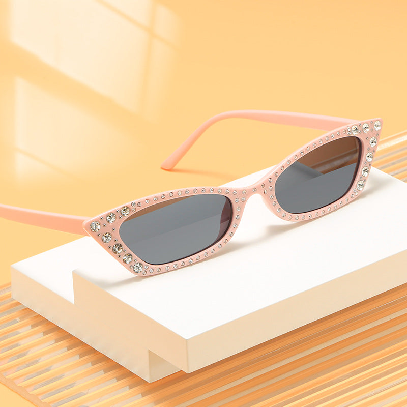 Damen extravagante Cat-Eye Sonnenbrille mit Kristallverzierung Brehn
