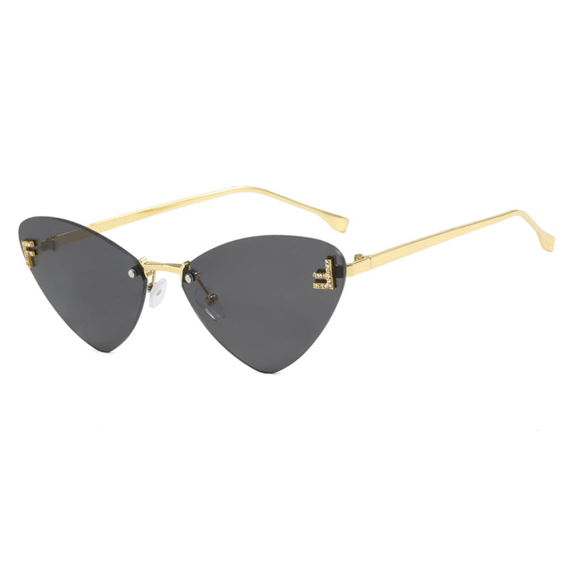 Damen extravagante Cat-Eye Sonnenbrille mit funkelnden Details Brehn