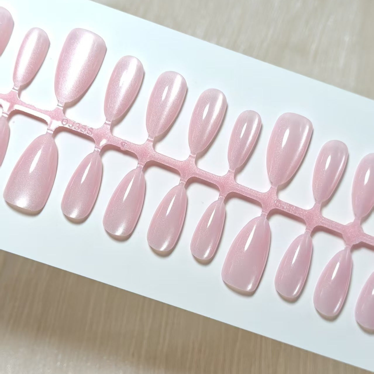 Künstliche Acryl-Nägel Brehn
