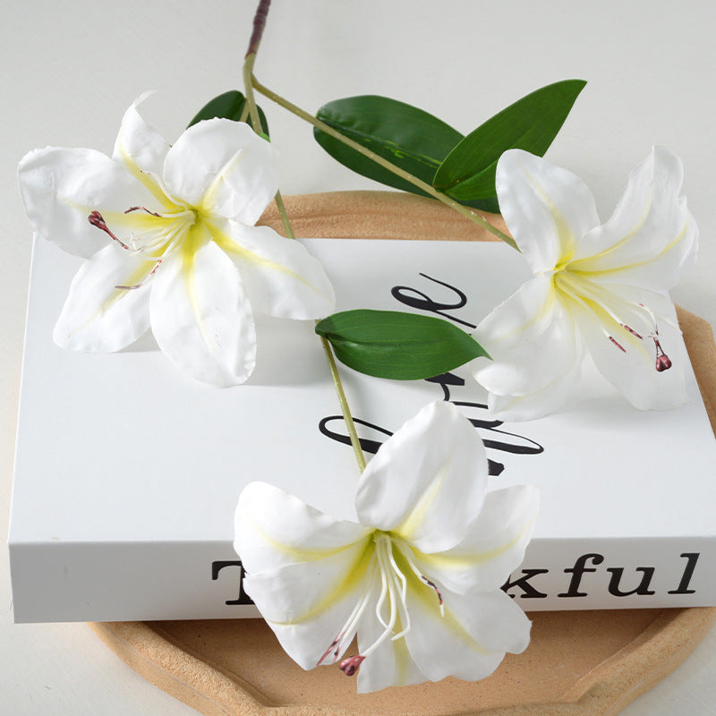 Elegante Seidenblumen Dekoration