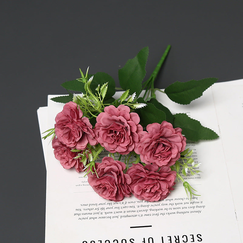 Künstliches Blumengesteck für Tischdekoration