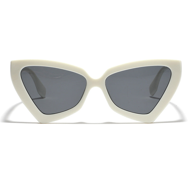 Damen Cat-Eye Sonnenbrille mit verspiegelten Gläsern und robustem Rahmen Brehn