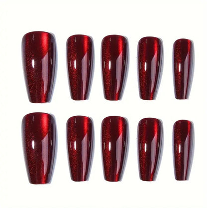 Glänzendes Press-On-Nagelset mit elegantem Finish Brehn