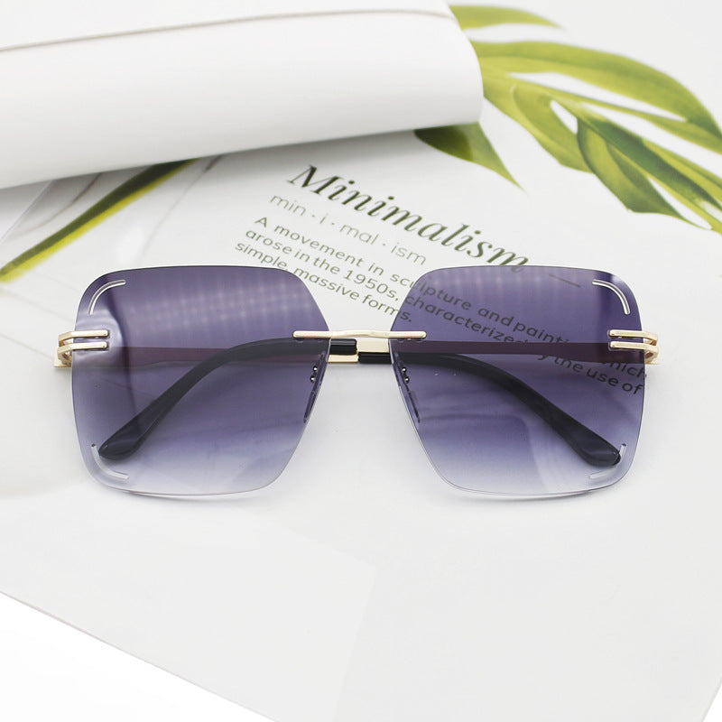 Damen quadratische Sonnenbrille mit verziertem Metalldetail Brehn