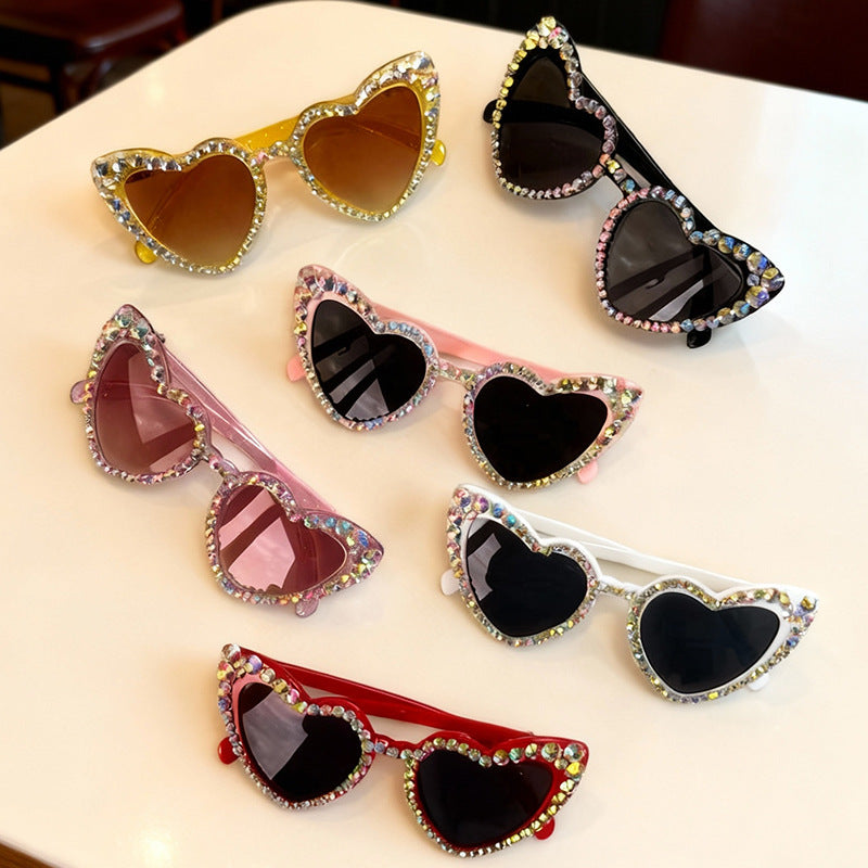 Rhinestone Herzförmige Sonnenbrille Brehn