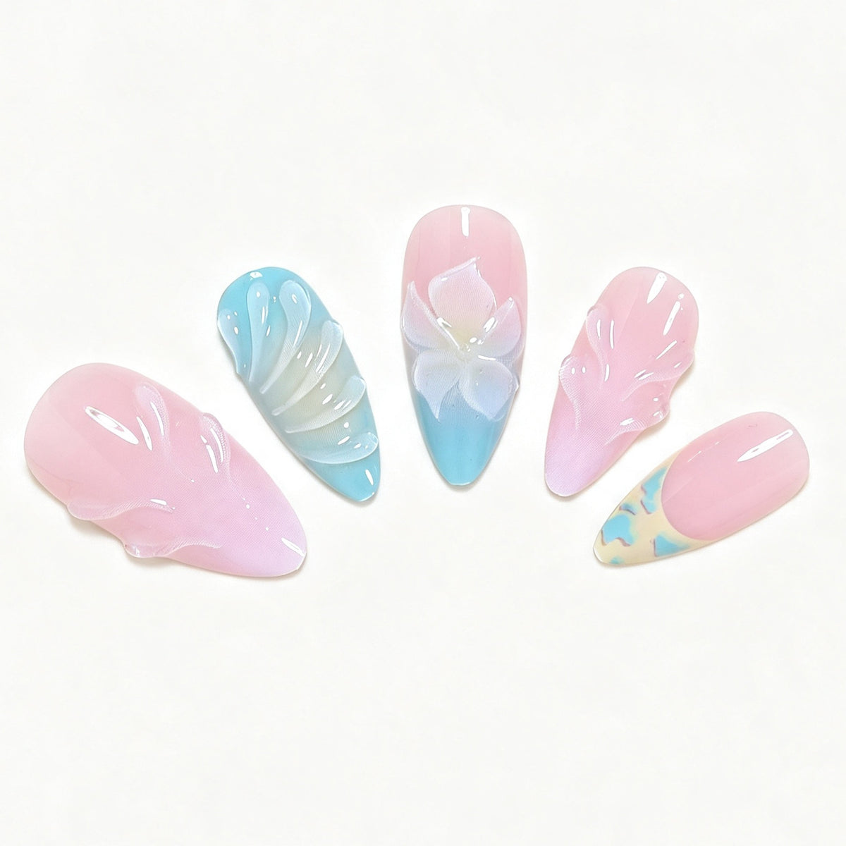 Elegante florale skulptierte Fingernagel Tipps Brehn