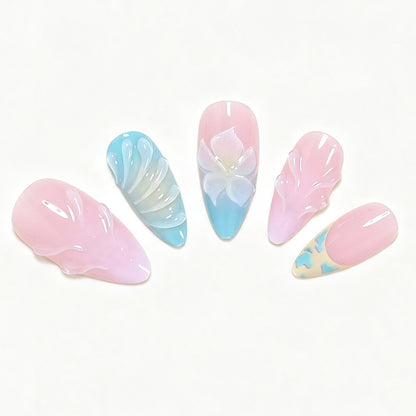 Elegante florale skulptierte Fingernagel Tipps Brehn