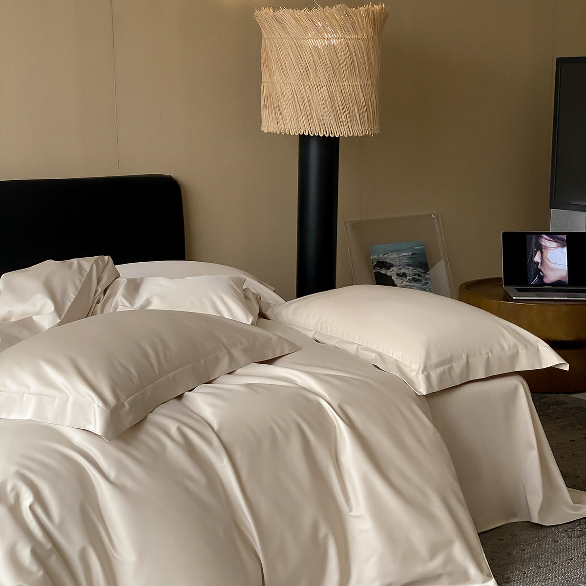Premium Satin-Bettwäsche-Set mit seidig-glattem Finish und pflegeleichtem Material