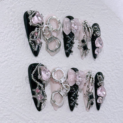 Glamouröse Nagelkunst Verlängerungen