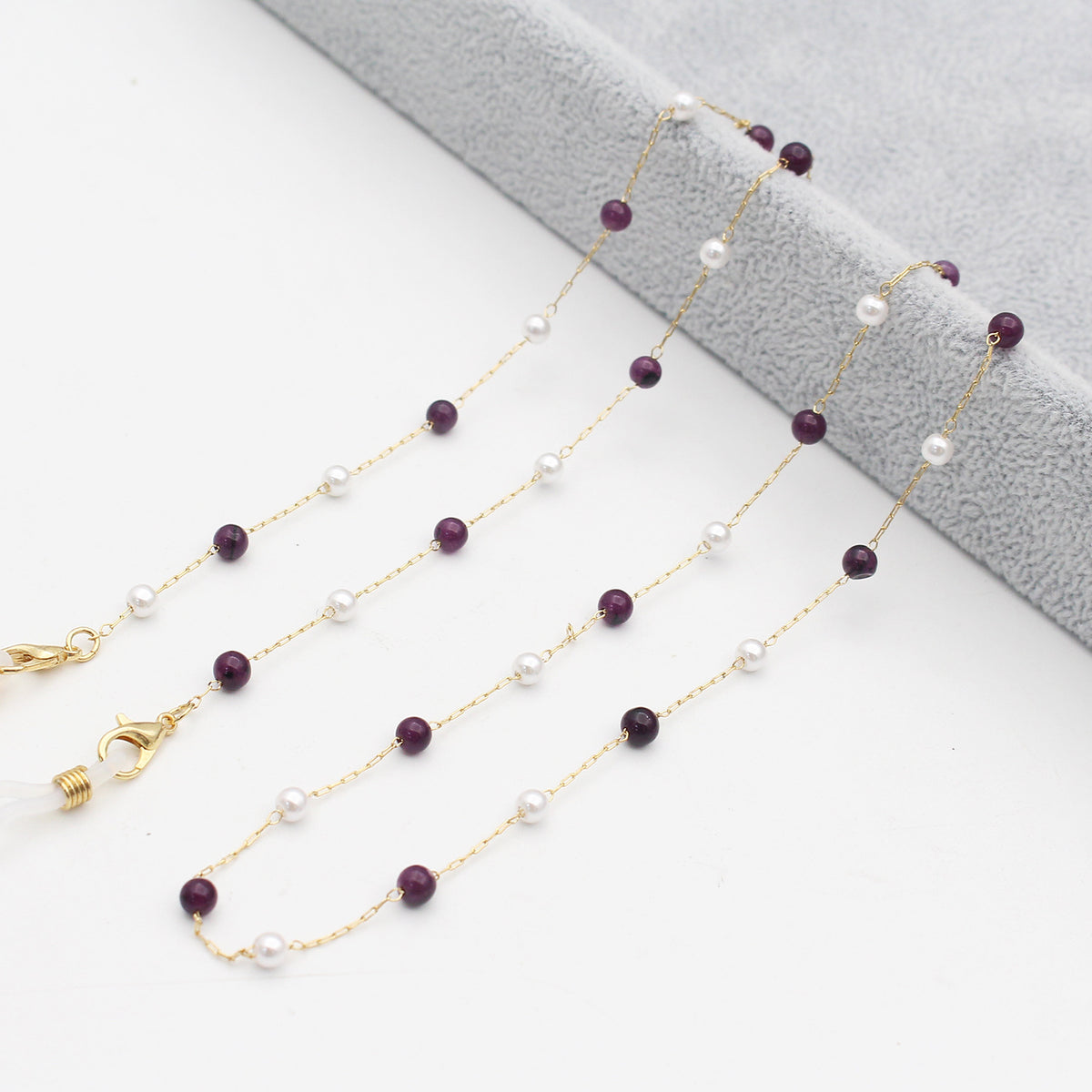 Elegante Mehrfarbige Brillenkette Brehn