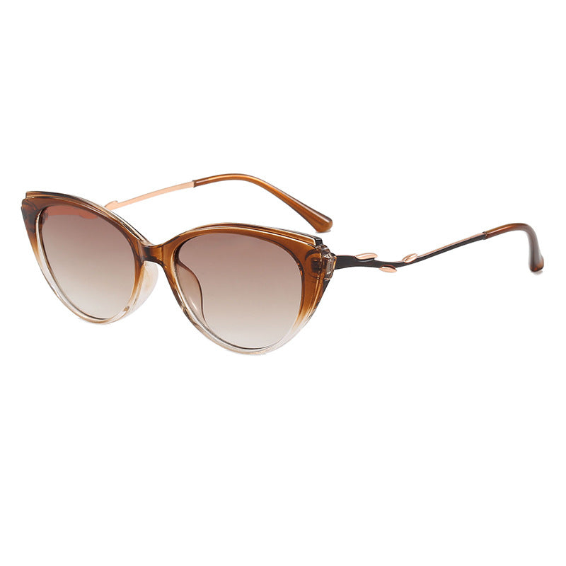 Modische Cat-Eye Brille mit Filigranem Design Brehn