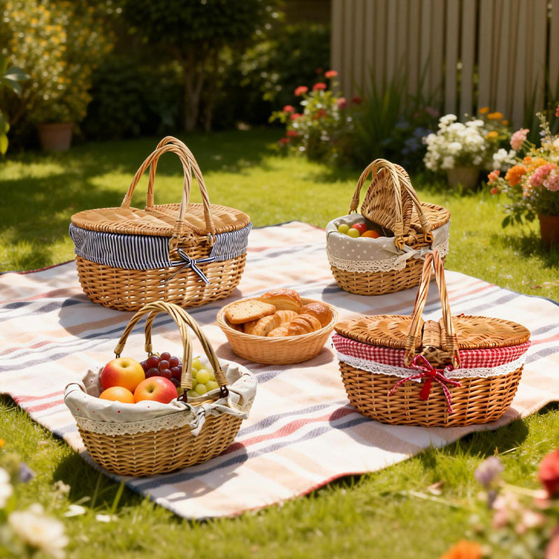 Damen geflochtener Picknickkorb mit romantischem Gingham-Futter Brehn
