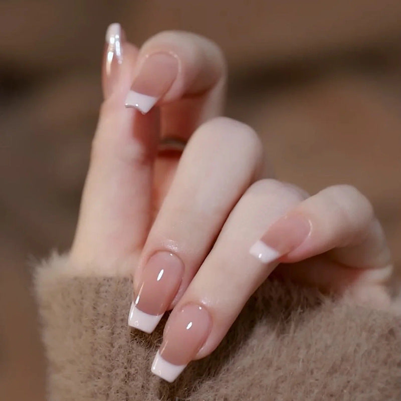 Thematische Nagelkunst Press-On Nägel mit süßen Charakter- und Schleifendesigns Brehn