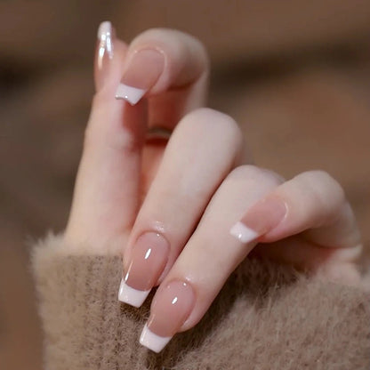 Thematische Nagelkunst Press-On Nägel mit süßen Charakter- und Schleifendesigns Brehn