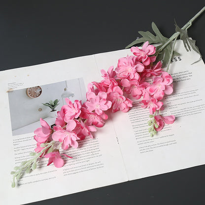 Realistischer künstlicher Blumenstängel