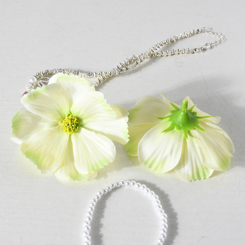 Elegante Blumige Haarklammer Set