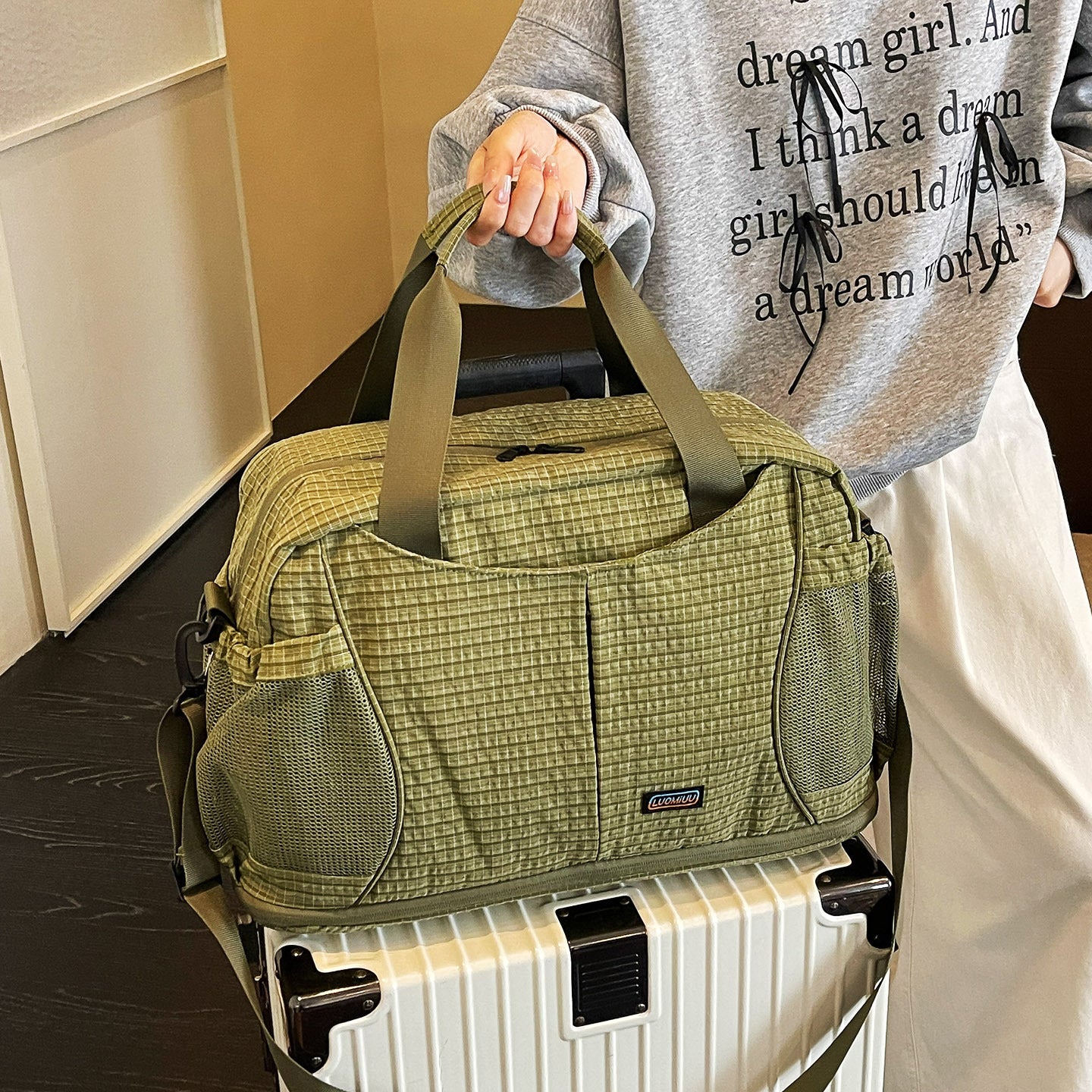 Texturiertes Sport-Duffle-Brehn