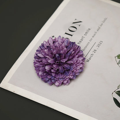 Elegante Chrysanthemen Blüten Haarschmuck