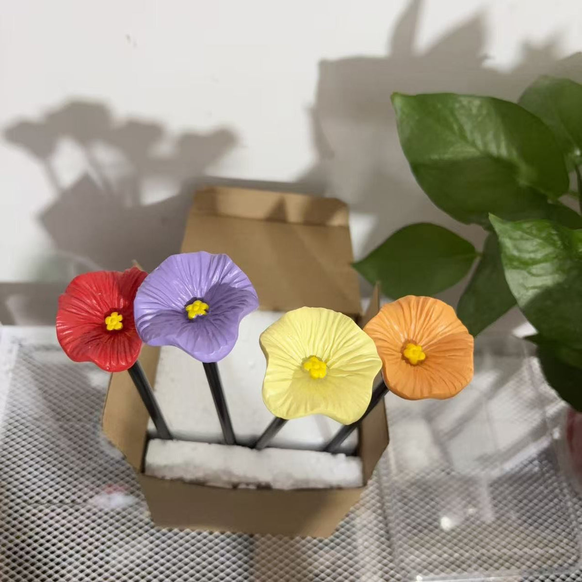 Dekorative Blume aus hochwertigem Kunststoff Brehn