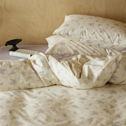 Baumwollsatin Bettwäsche-Set mit feinem Karomuster und floralen Motiven