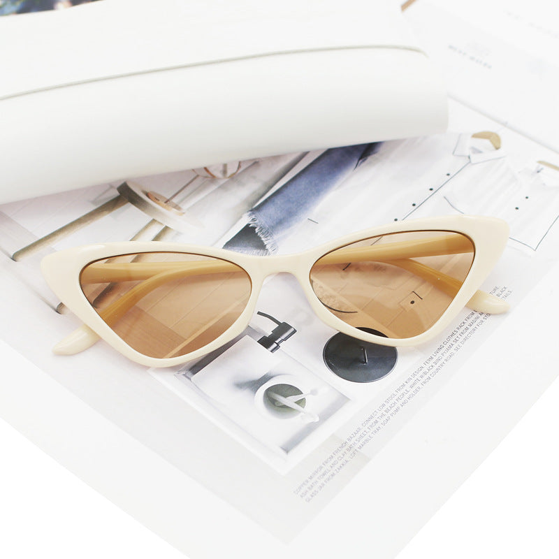 Damen Cat-Eye Sonnenbrille mit sorgfältig gestaltetem Rahmen Brehn