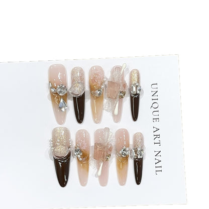 Luxuriöses Dekoratives Press-On Nail Art Set