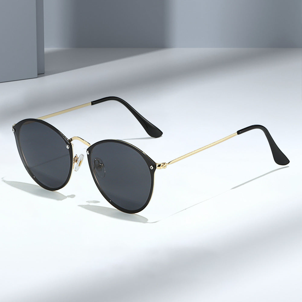 Trendige Runde Sonnenbrille Im Eleganten Design Brehn