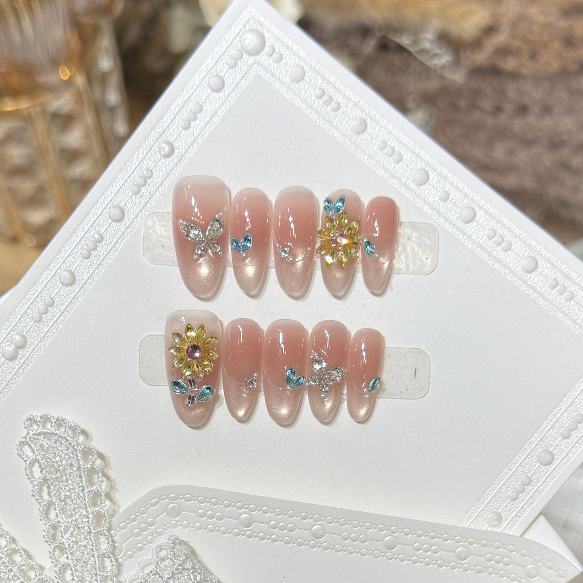 Themen Press-On Nagelkunstset mit Hello Kitty Designs Brehn