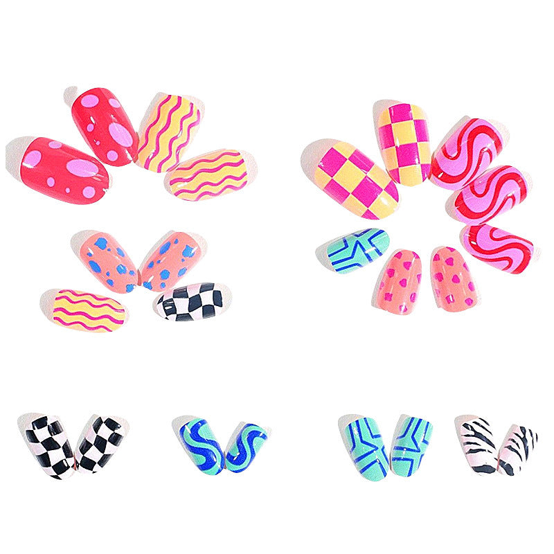 Künstlerische Nagelkunst Brehn