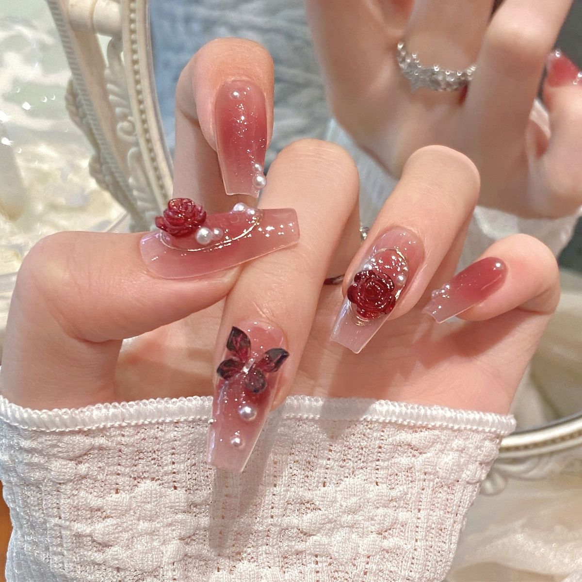 Künstlerisches Floral Verziertes Press-On Nail Set Brehn