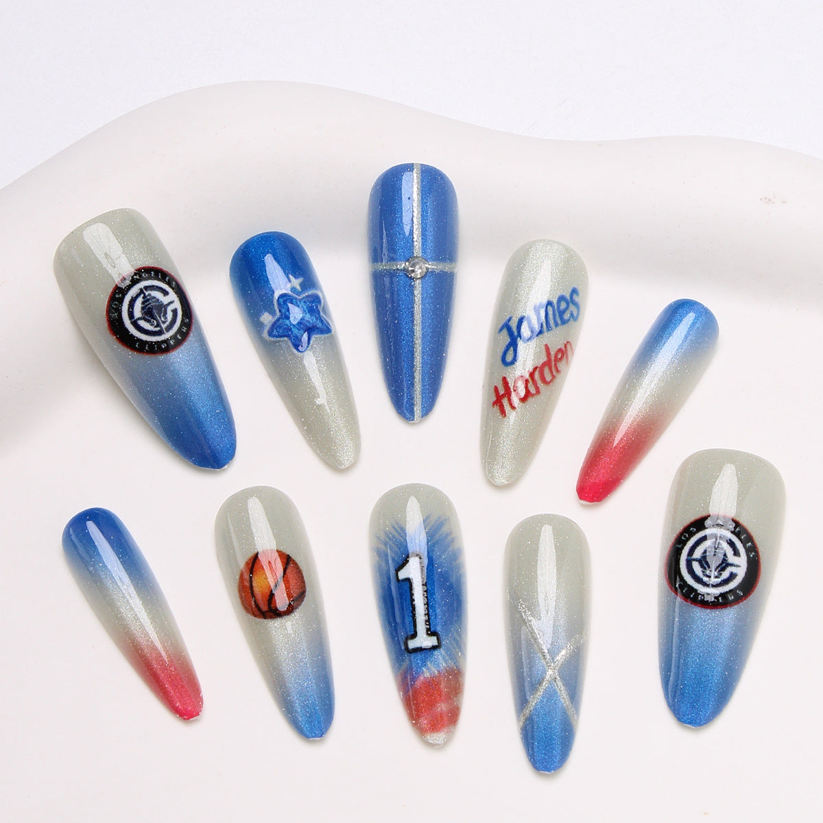 Kreatives Nagelkunstdesign Brehn