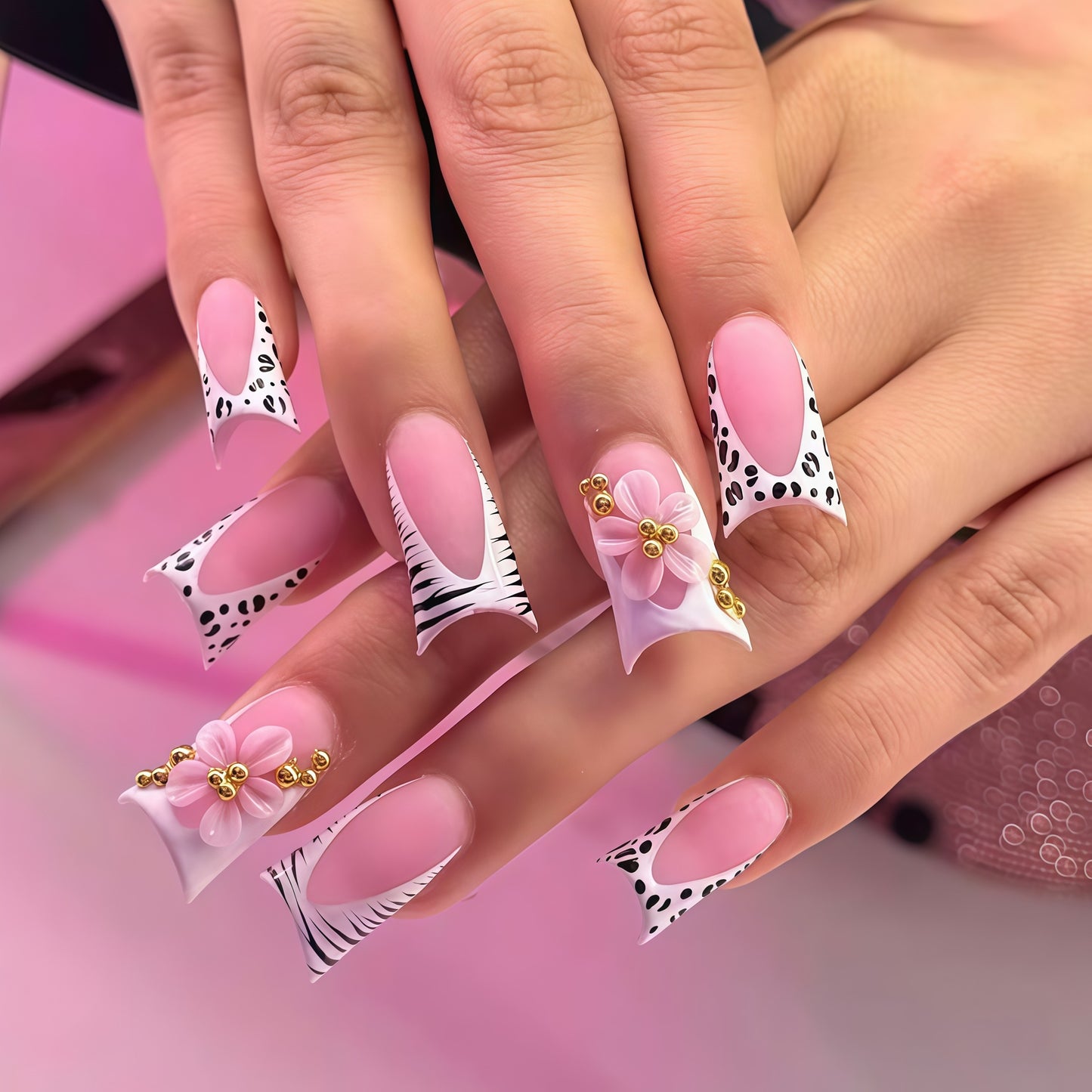 Floral Glam Press-On Nail Extensions Brehn