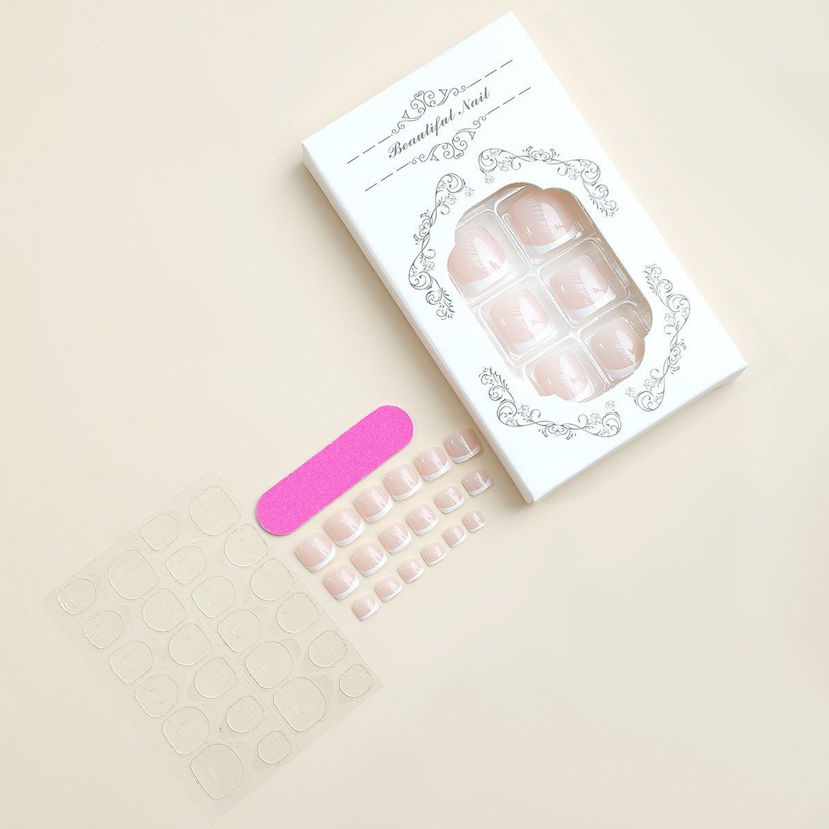 Kunstnagelset mit eleganten Design-Elementen Brehn