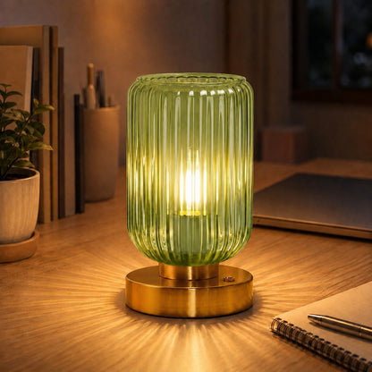 Vintage-Glas-Tischlampe mit goldener Basis