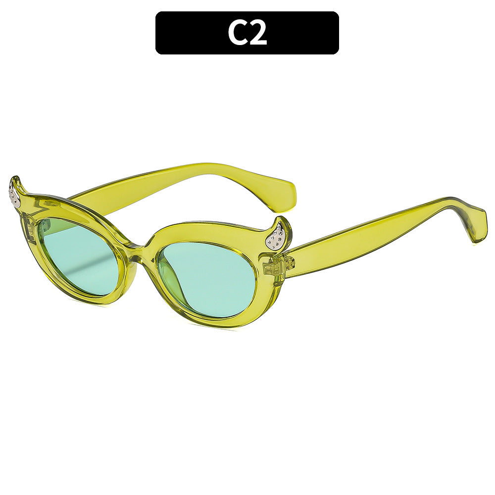 Verspielte Retro Katzenaugen-Sonnenbrille