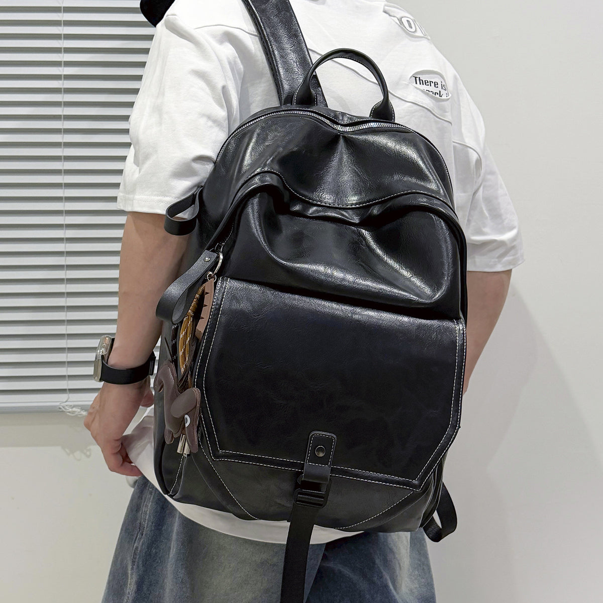 Stylischer Mehrfachfach-Leder-Laptop-Rucksack Brehn