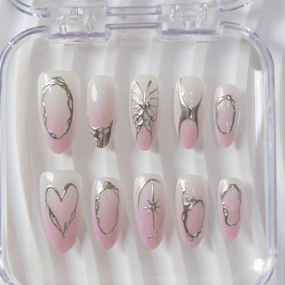 Premium Dekorative Nagelspitzen Brehn